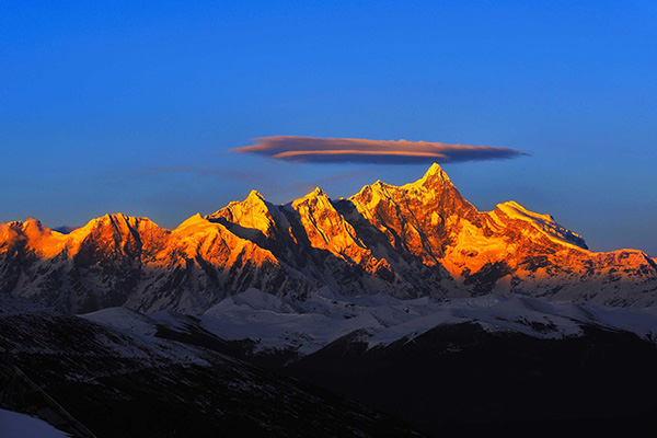 完美西藏以東，布宮，納木措，林芝，巴松措，魯朗林海，大峽谷，卡定溝6晚7日游