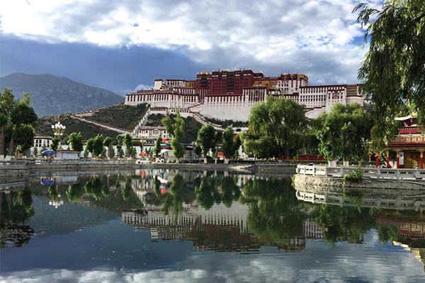 拉薩+納木錯+羊湖、日喀則、珠峰 8天7晚